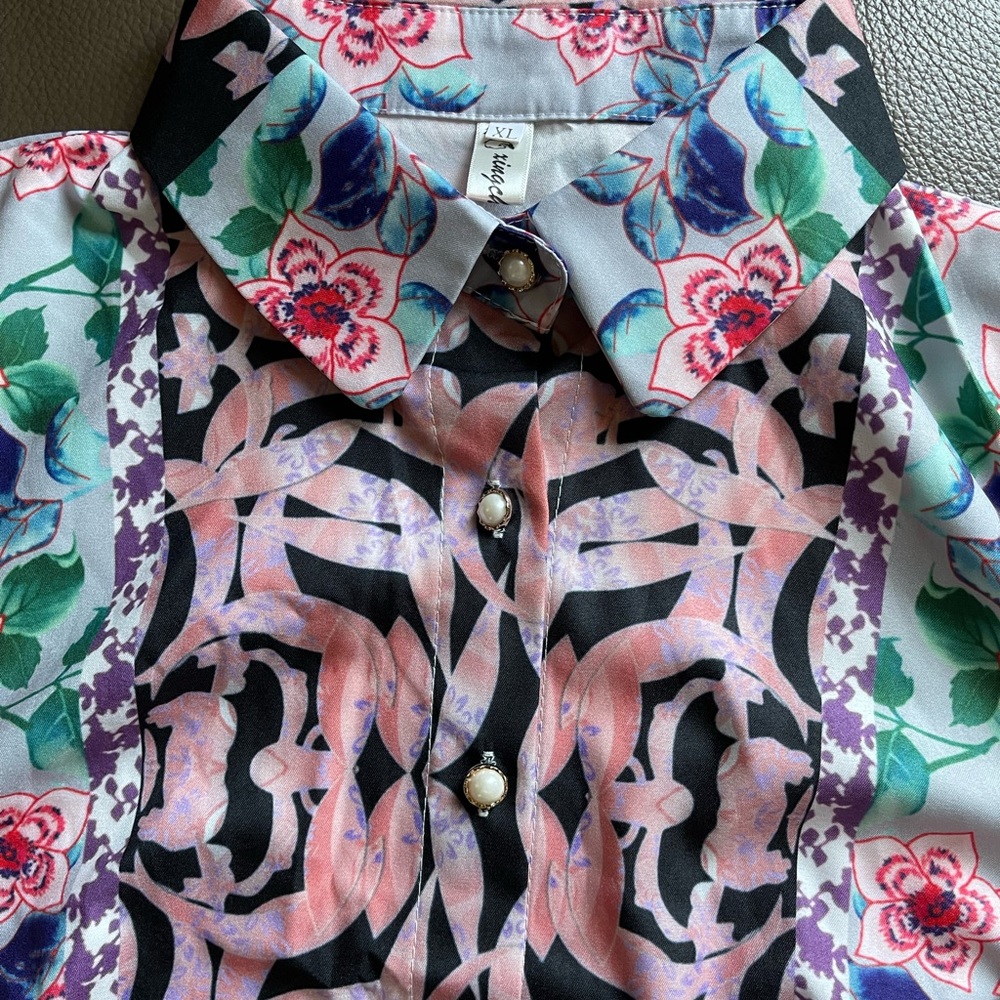 DJ Peony Boutique Pleated Dress - Picture 3 of 5